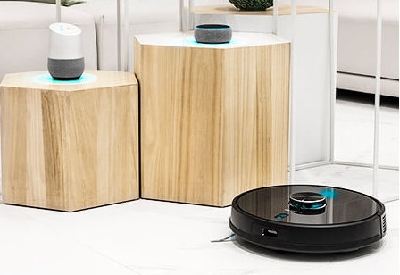 El robot aspirador Conga 5090, compatible con Alexa y Google Home